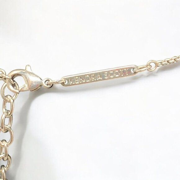 KENDRA SCOTT LEANOR Black Glass Bar Pendant Necklace Rhodium Plated 18"L + 2" - Picture 4 of 7